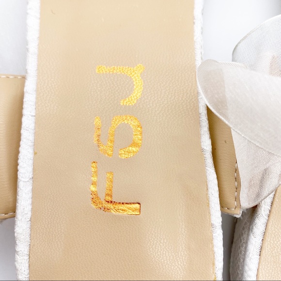 •SOLD• FSJ white lace up ballet flats - Picture 5 of 5